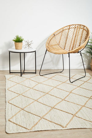 Byron 222 White Rug