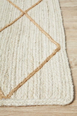 Byron 222 White Rug